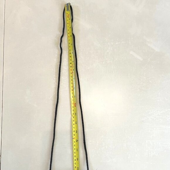 BLACK | Silky Fabric small purse in Clamshell shape Crossbody bag - Picture 6 of 9